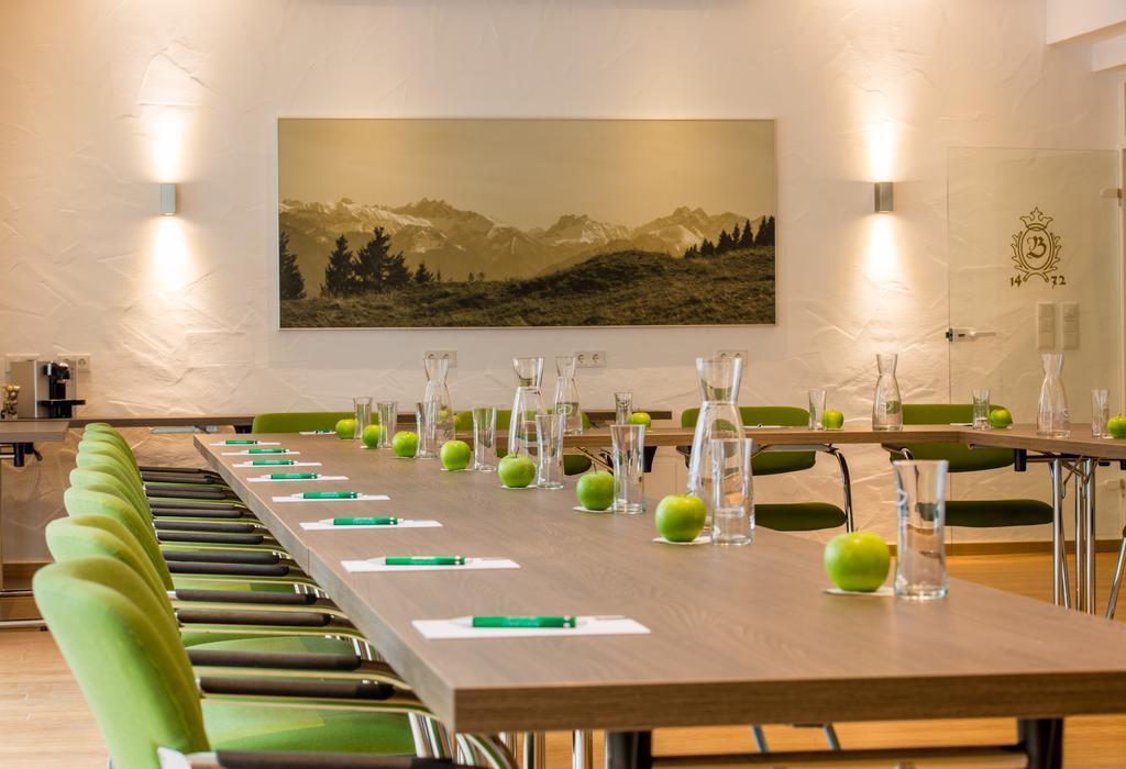 Bayerischer Hof Hotel 4*